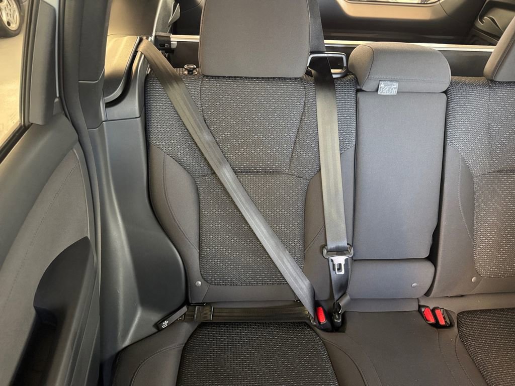 Certified 2025 Subaru Forester Premium image 17