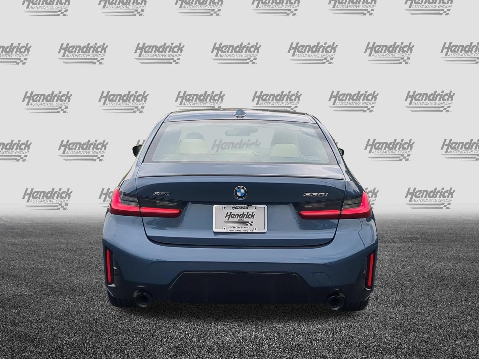 Certified 2026 BMW 330i xDrive Sedan w/ M Sport Package AWD/4WD image 9