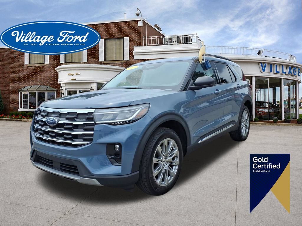 Certified 2025 Ford Explorer Active w/ Active Comfort Package AWD/4WD image 1
