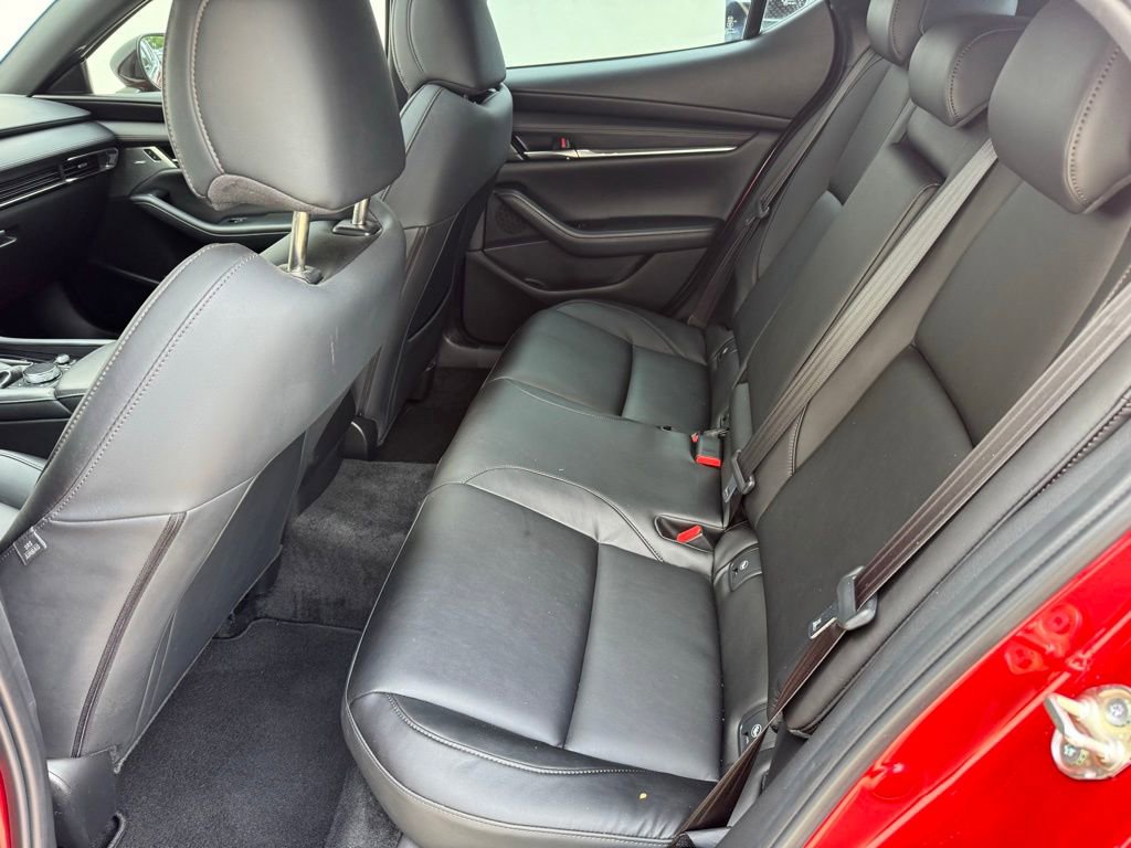 Used 2022 MAZDA MAZDA3 s image 13