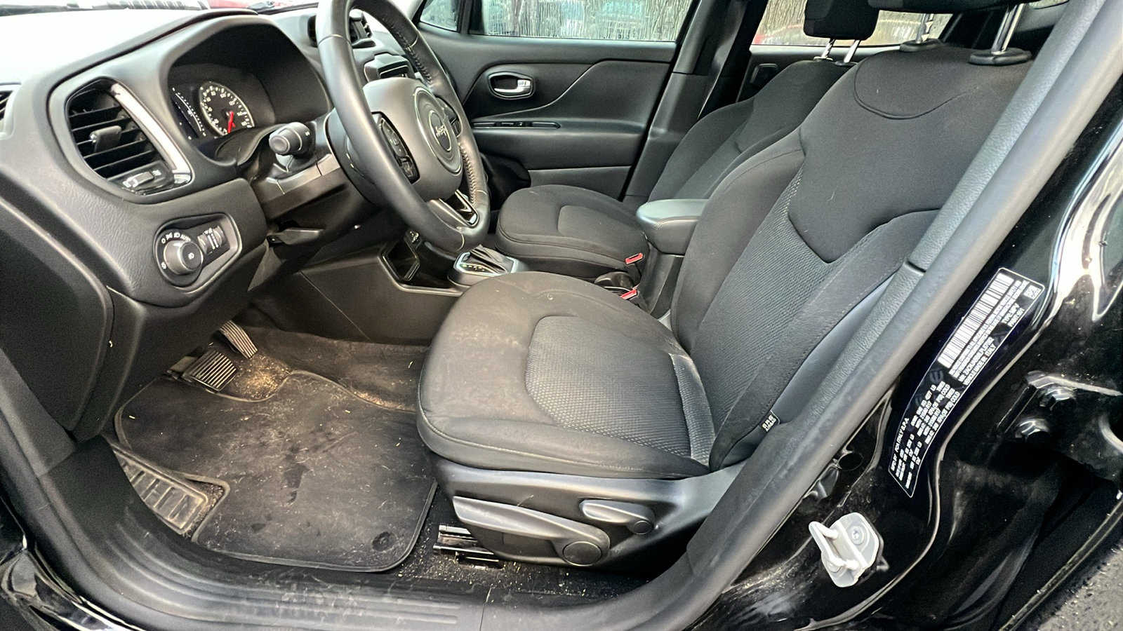 Used 2020 Jeep Renegade Altitude image 16