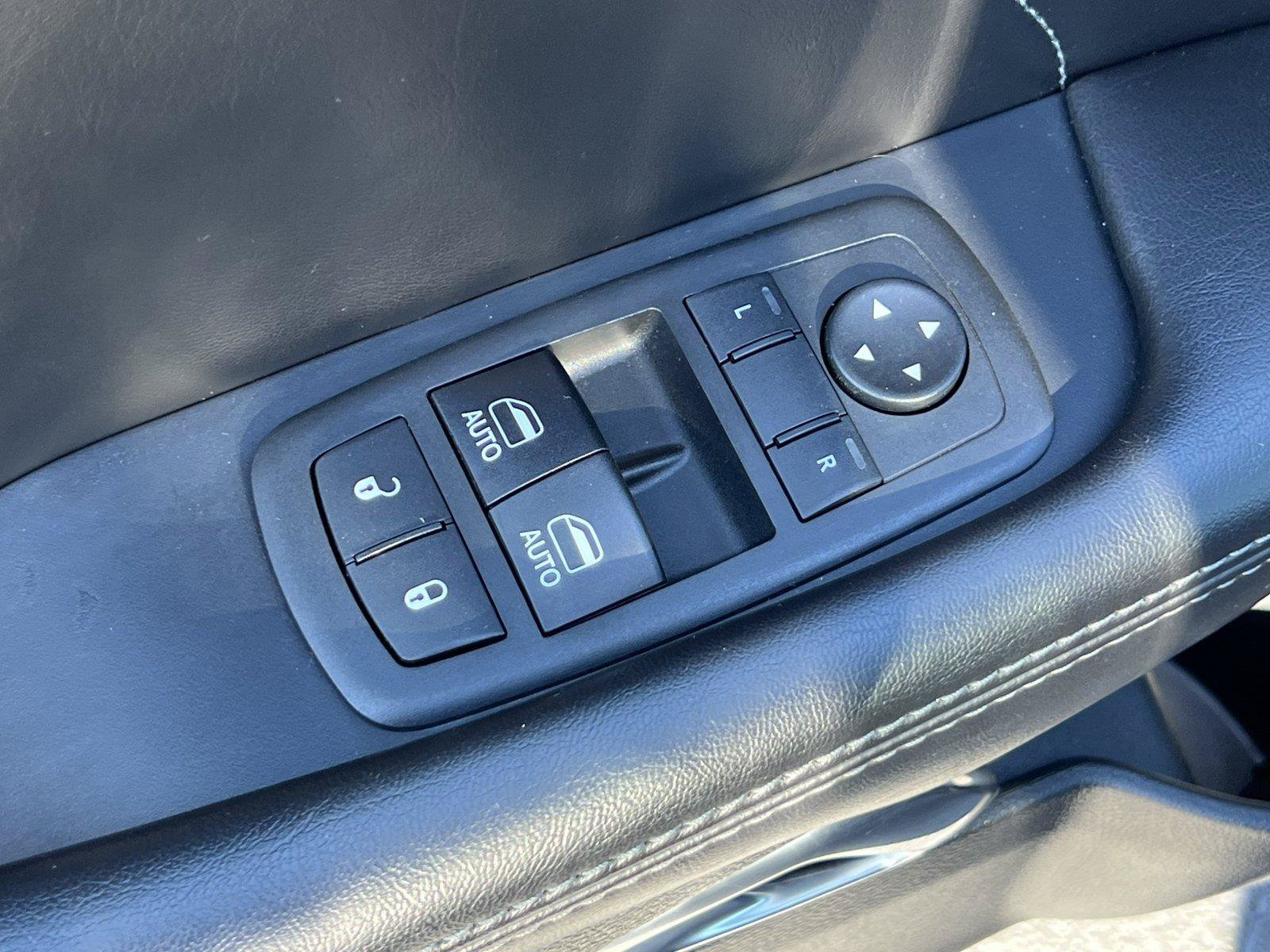 Used 2018 Dodge Challenger R/T Plus RWD image 21