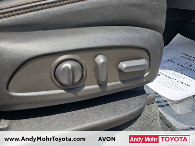 Used 2022 Chevrolet Traverse High Country w/ LPO, 'HIT The Road' Package AWD/4WD image 41