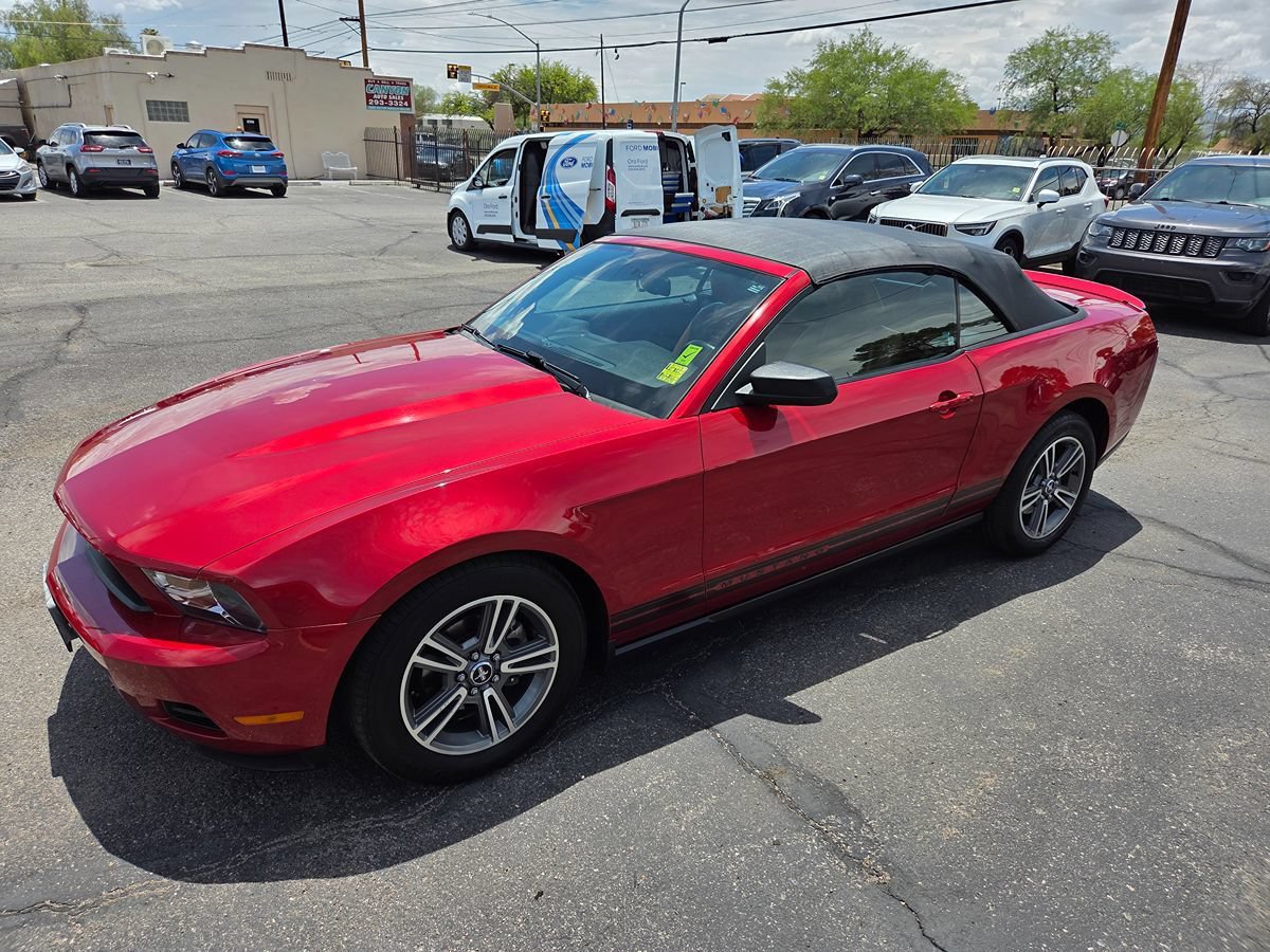 Used 2010 Ford Mustang Premium RWD image 15