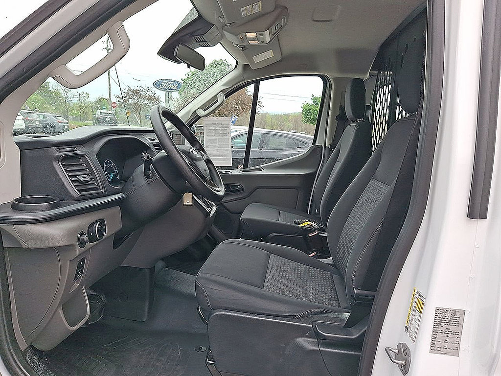 Certified 2025 Ford Transit 250 Low Roof w/ Exterior Upgrade Package RWD image 11