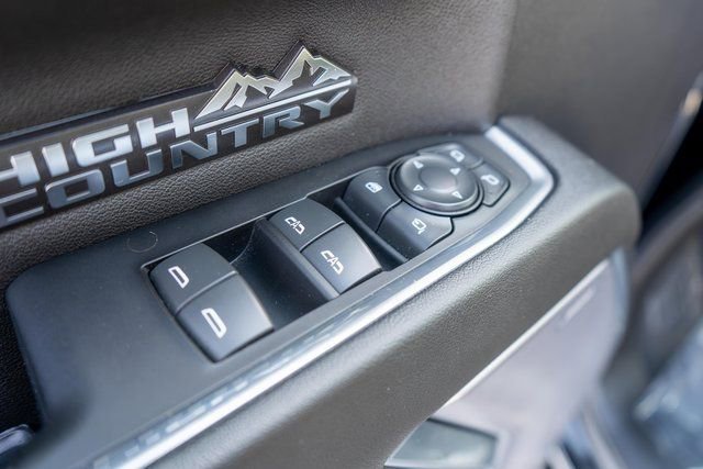 Used 2022 Chevrolet Silverado 1500 High Country w/ High Country Premium Package image 24