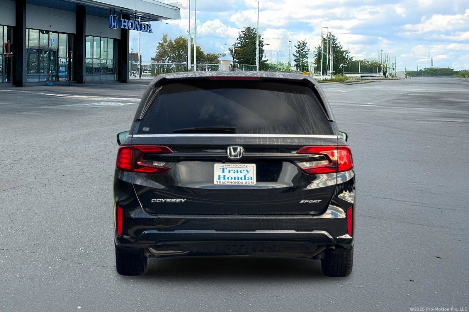 Certified 2025 Honda Odyssey Sport-L image 7