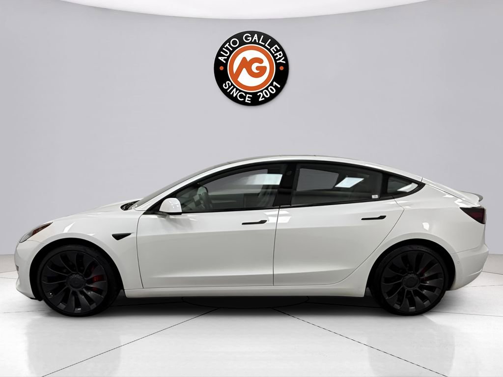 Used 2021 Tesla Model 3 Performance image 4