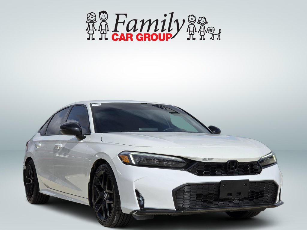 Used 2025 Honda Civic Sport image 2