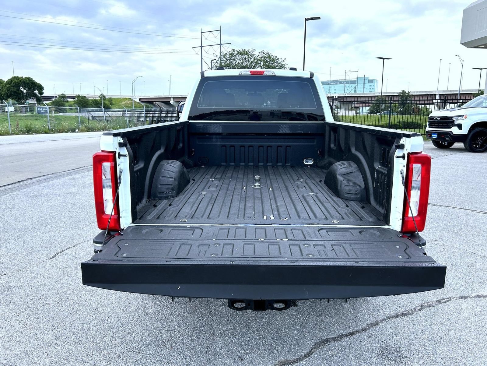 Used 2024 Ford F250 XL w/ Snow Plow Prep Package AWD/4WD image 21
