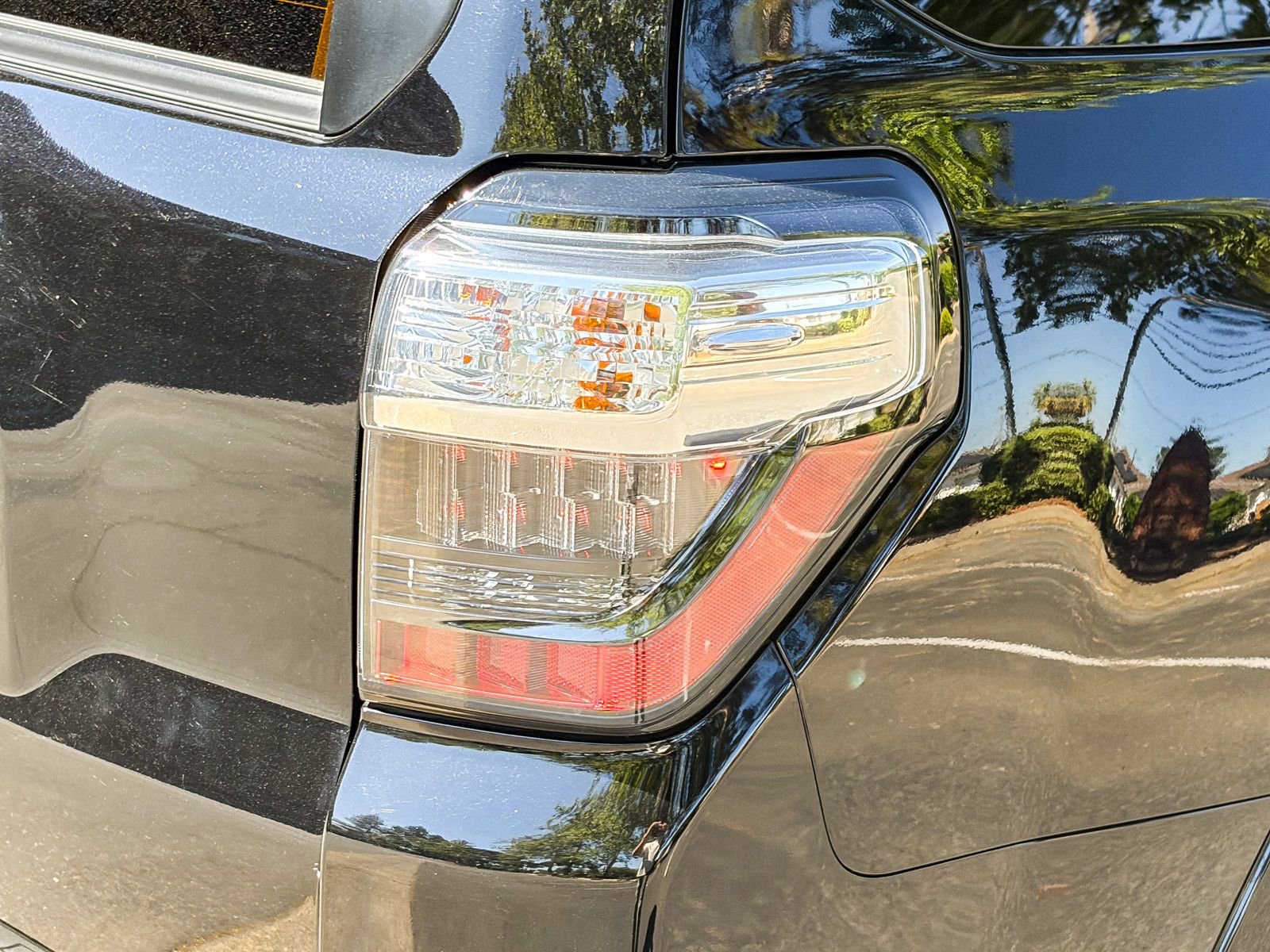 Used 2023 Toyota 4Runner Limited image 8