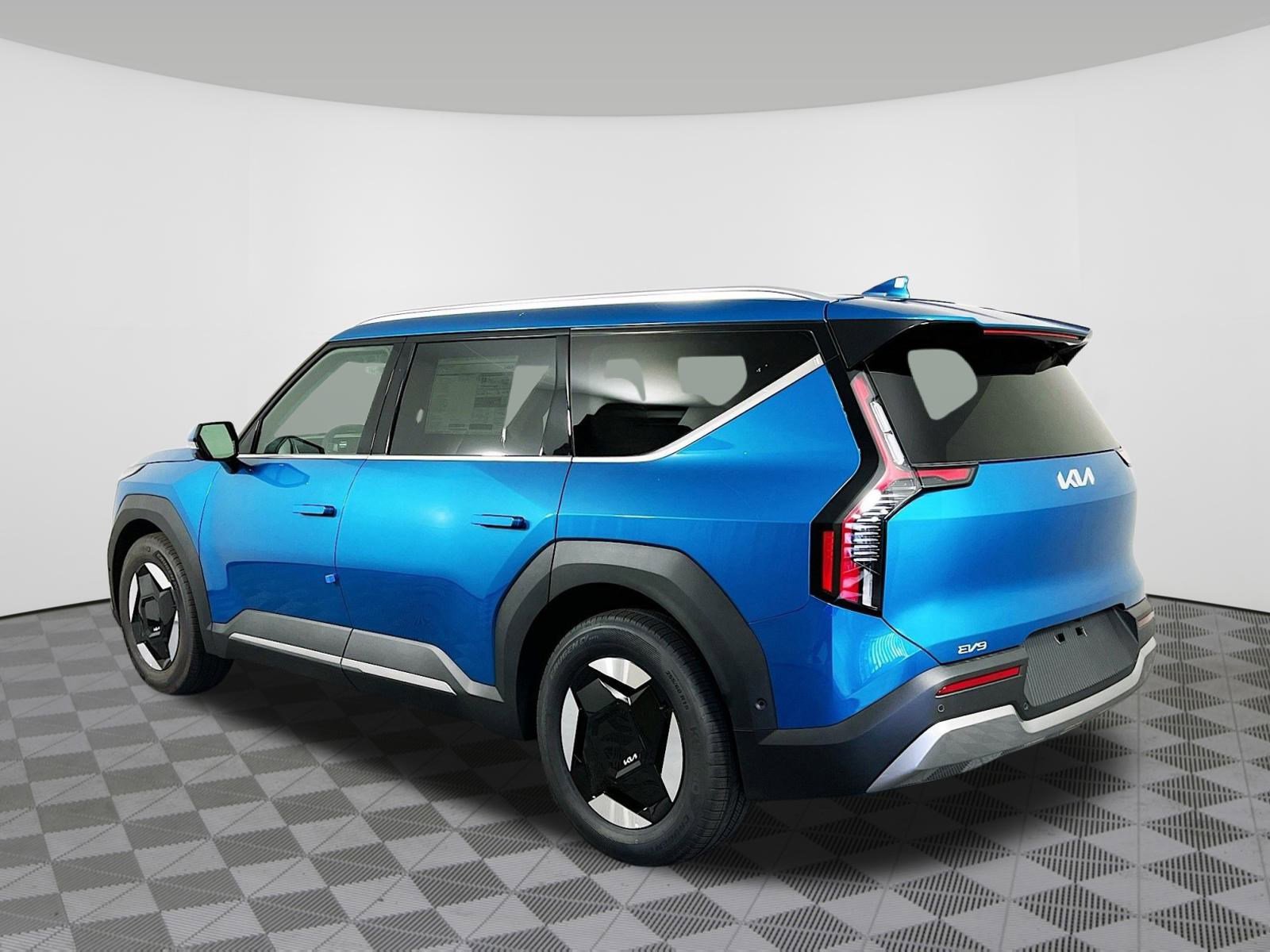New 2026 Kia EV9 Wind image 32