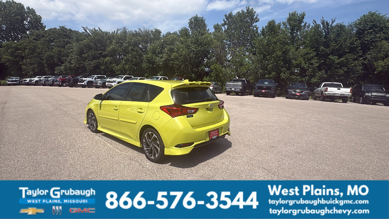 Used 2018 Toyota Corolla iM w/ All-Weather Mat Package FWD image 4
