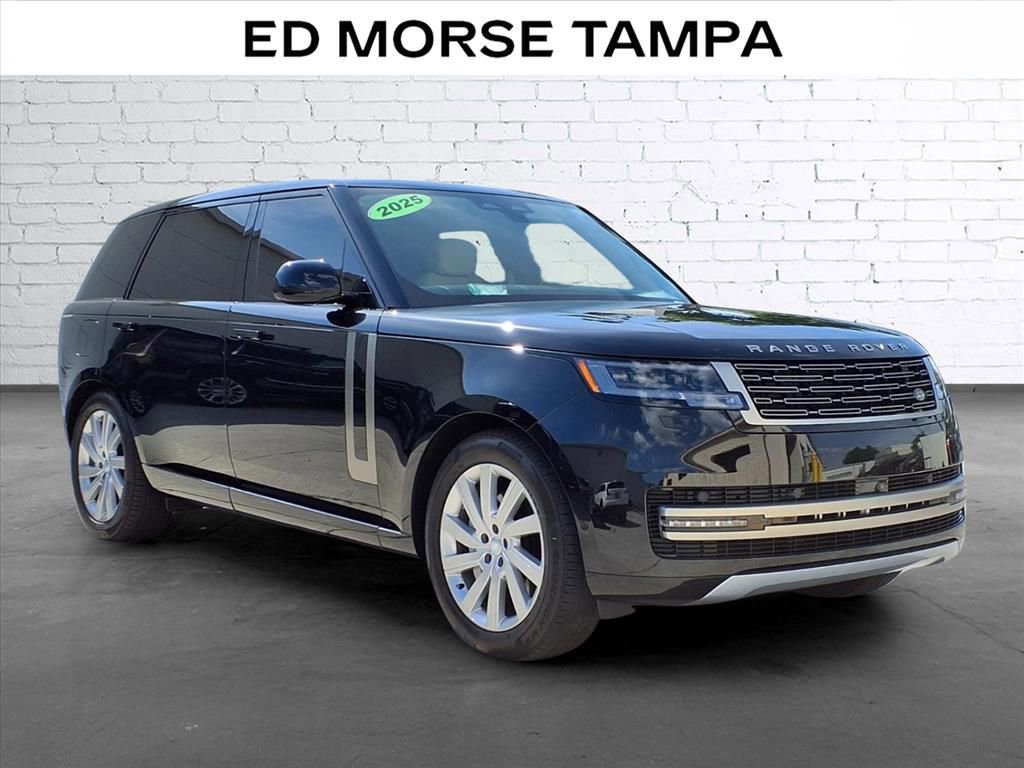 Used 2025 Land Rover Range Rover Long Wheelbase SE AWD/4WD image 5