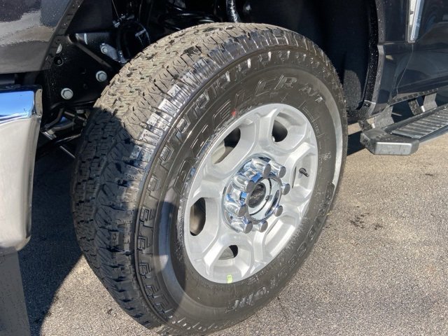 New 2026 Ford F350 XLT image 6