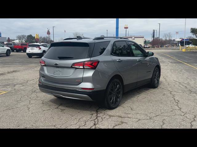 Used 2023 Chevrolet Equinox RS w/ LPO, Floor Liner Package image 9