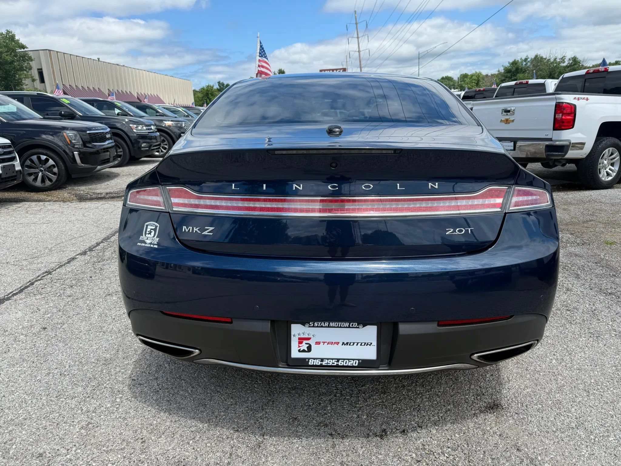 Used 2017 Lincoln MKZ Select FWD image 4