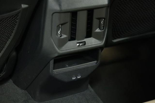 Used 2025 BMW X3 xDrive30i image 33