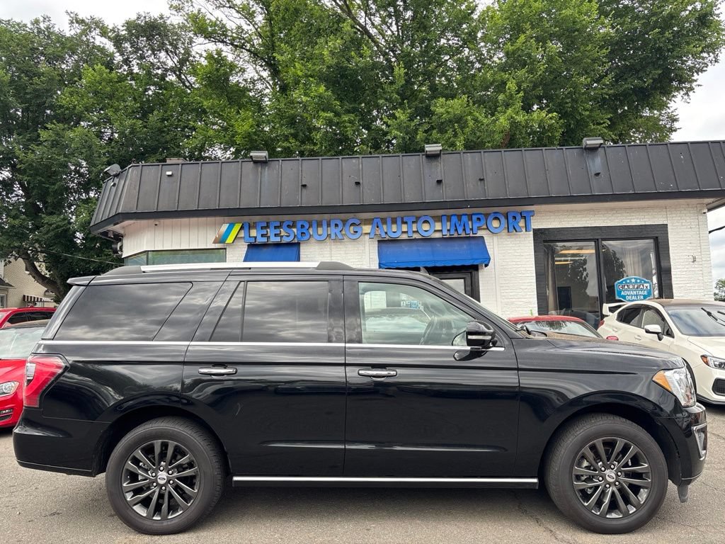 Used 2018 Ford Expedition Max Limited RWD image 3