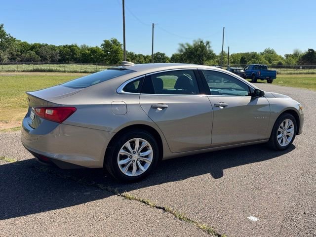 Used 2025 Chevrolet Malibu LT FWD image 6