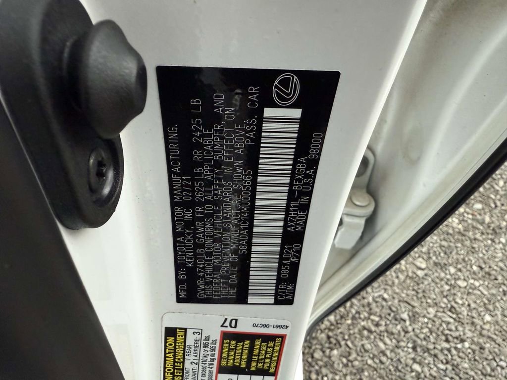 Used 2021 Lexus ES 300h w/ Premium Package image 30