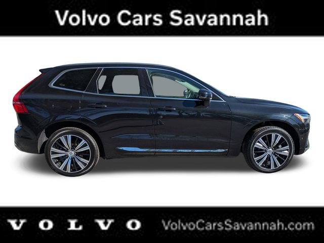 Used 2023 Volvo XC60 B5 Plus image 3
