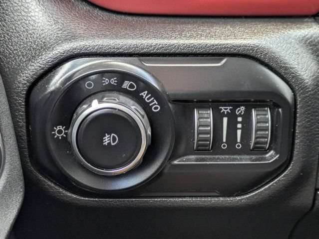 Used 2021 Jeep Wrangler Unlimited Rubicon AWD/4WD image 25