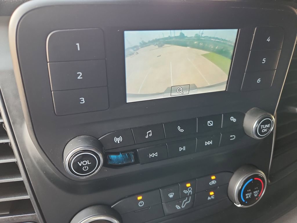 Used 2023 Ford Transit 350 DRW RWD image 22