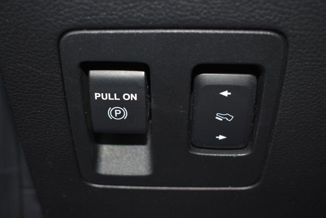 Used 2021 Ford Expedition Limited image 19