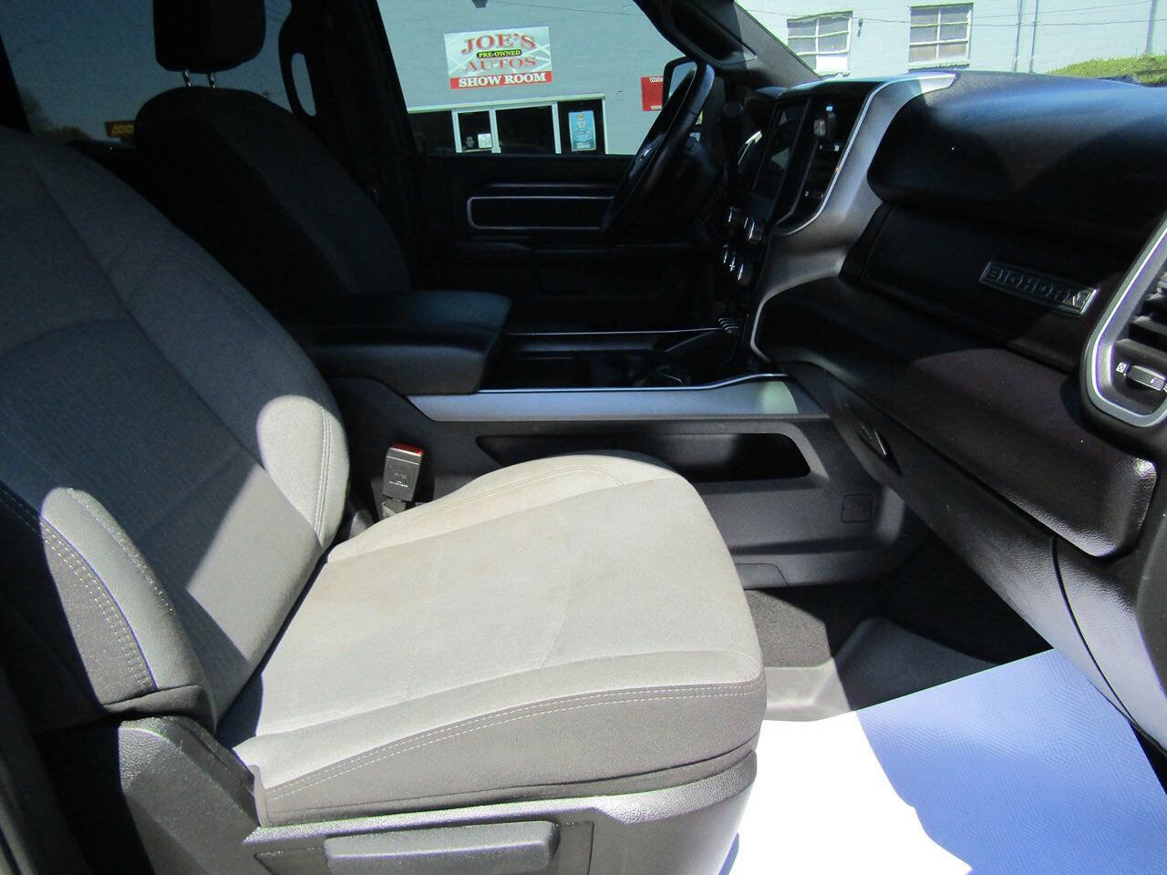 Used 2024 RAM 2500 Big Horn w/ Off Road Package image 16