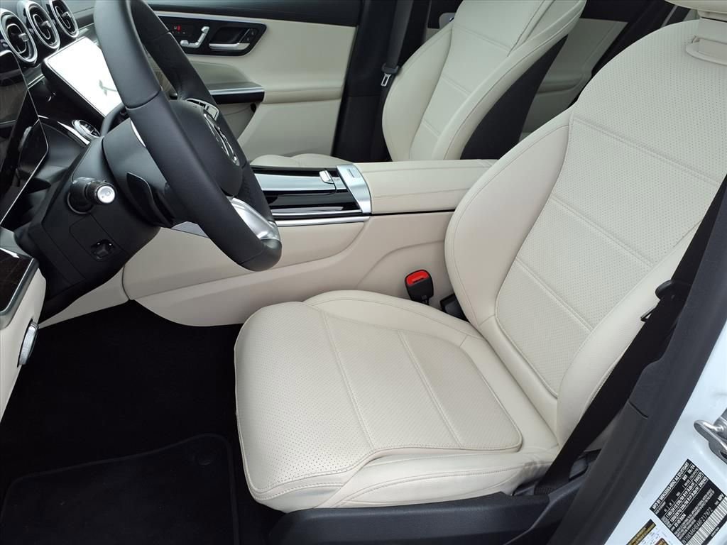 Used 2024 Mercedes-Benz GLC 300 GLC 300 image 5