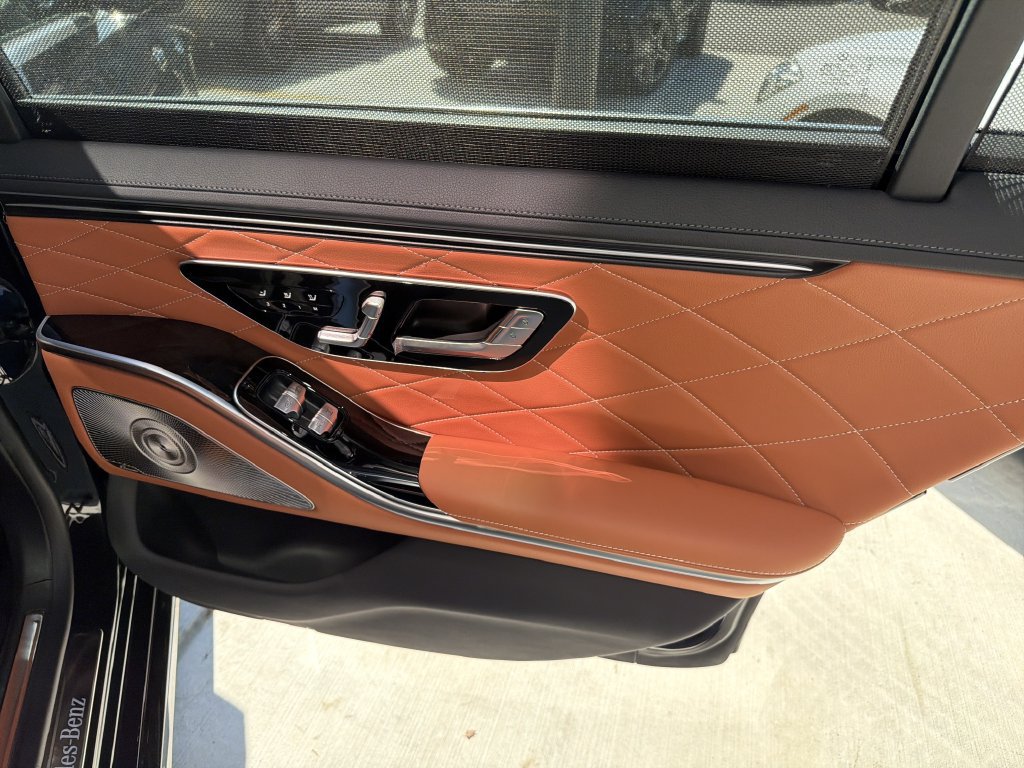 New 2027 Mercedes-Benz S 580 4MATIC Sedan image 16