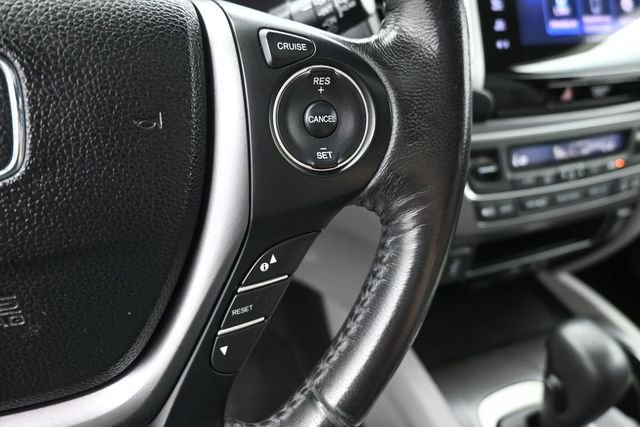 Used 2017 Honda Pilot EX-L image 29