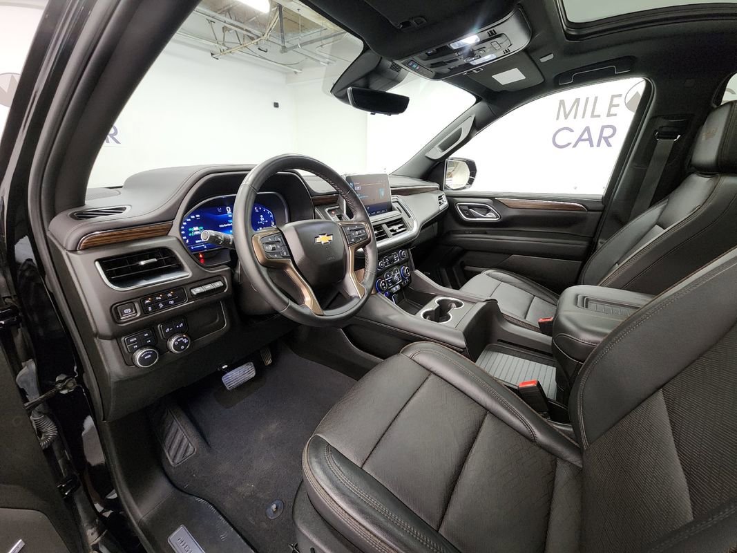 Used 2023 Chevrolet Suburban High Country image 25