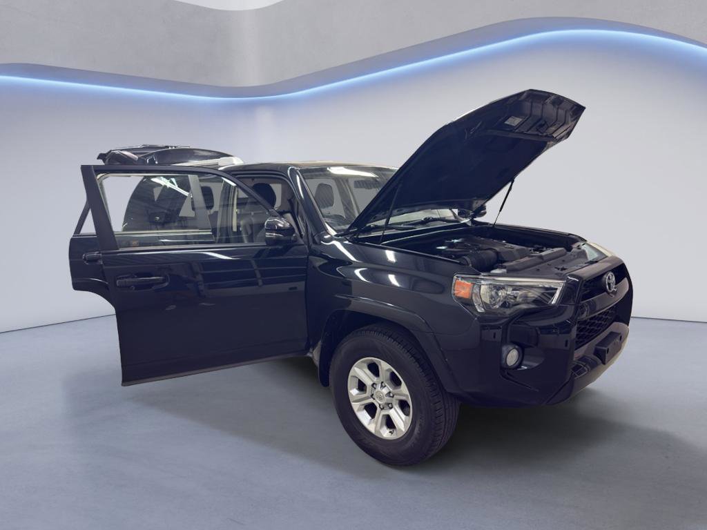 Used 2018 Toyota 4Runner SR5 Premium image 8