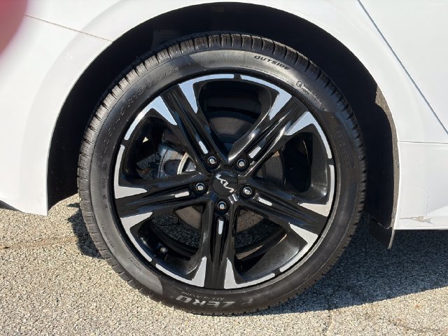 Certified 2023 Kia K5 GT-Line AWD/4WD image 13