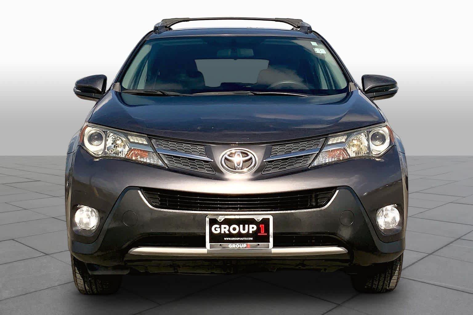 Used 2013 Toyota RAV4 XLE FWD image 4