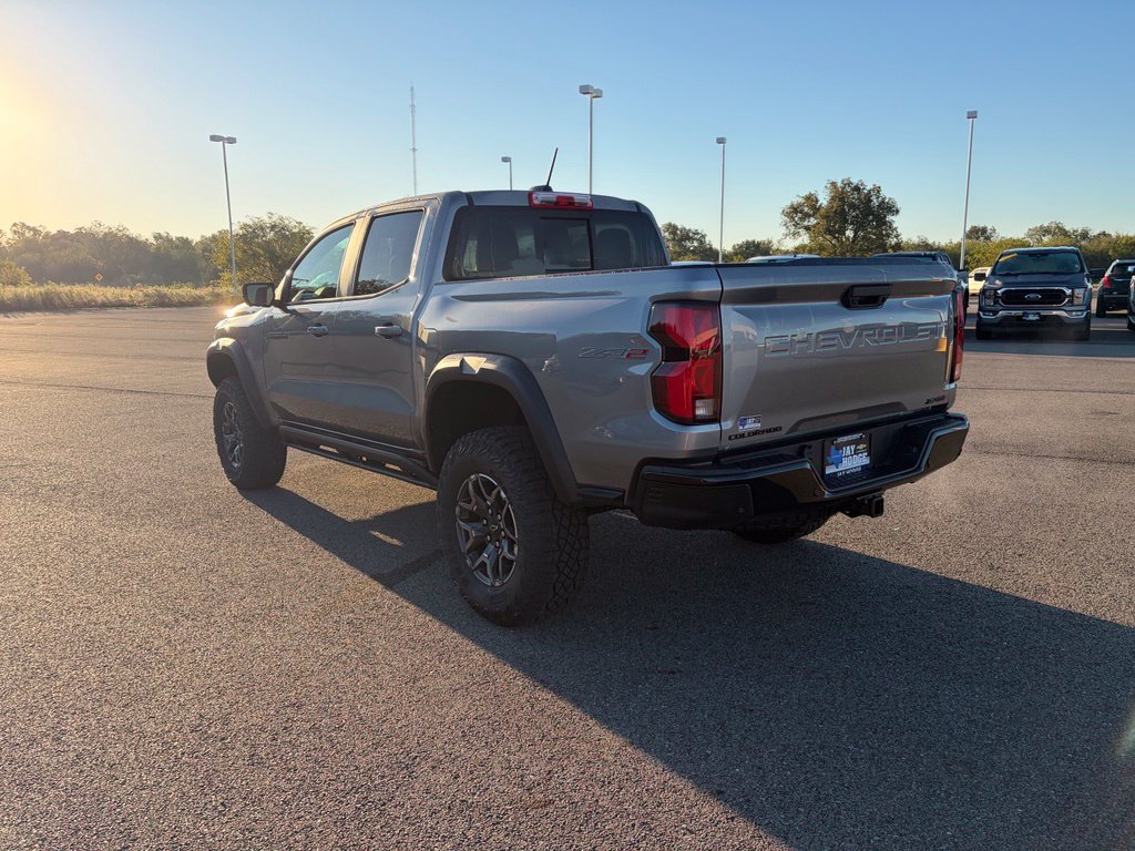 New 2026 Chevrolet Colorado ZR2 w/ Technology Package AWD/4WD image 3