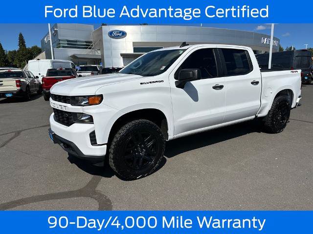 Used 2022 Chevrolet Silverado 1500 Custom w/ LPO, Blackout Package AWD/4WD image 3
