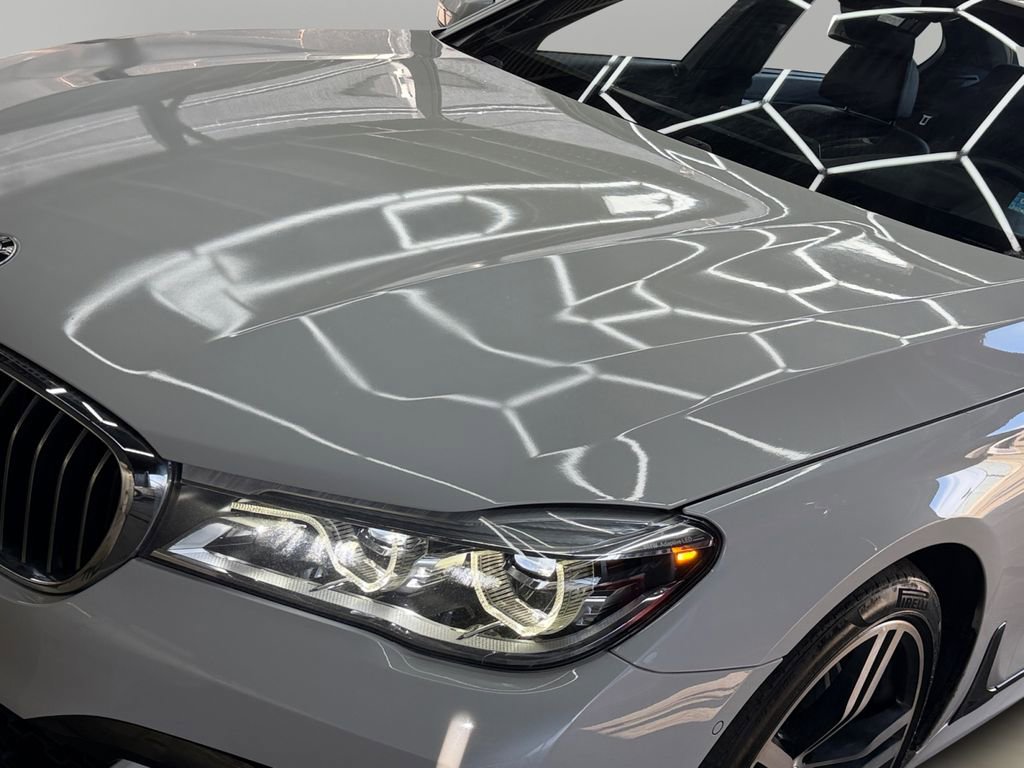 Used 2019 BMW 750i image 19