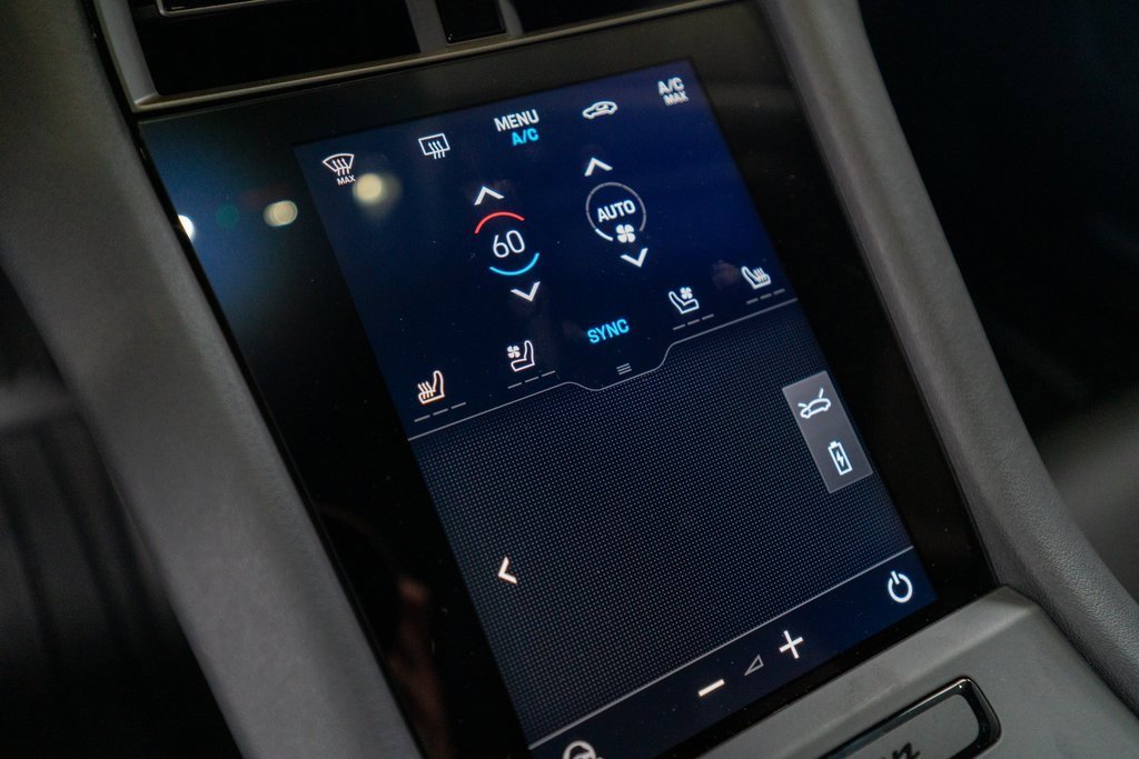 New 2025 Porsche Taycan image 29