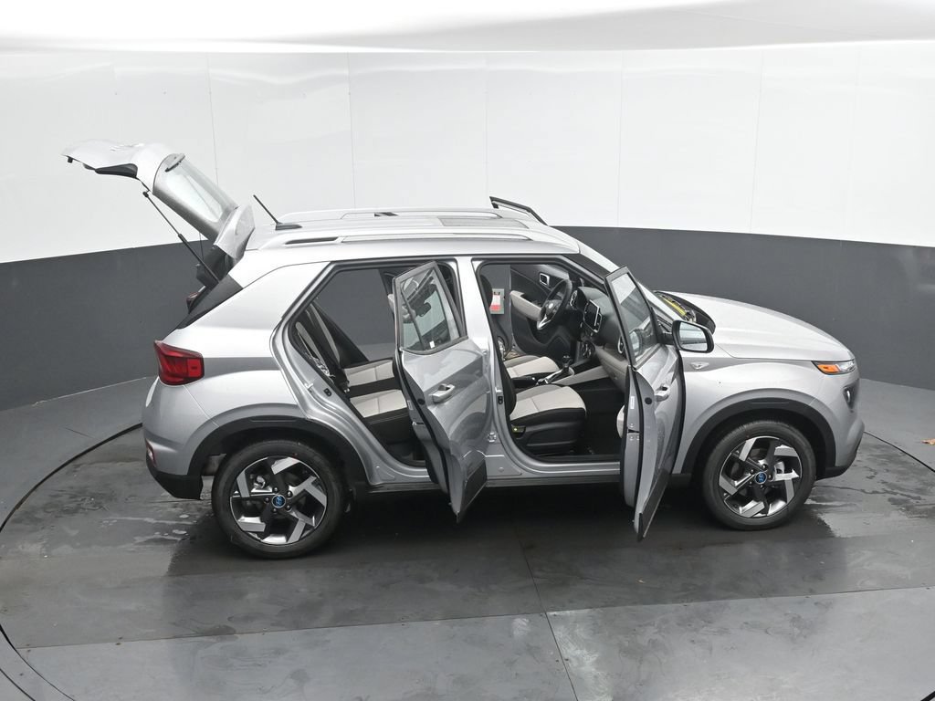 New 2026 Hyundai Venue SEL FWD image 51