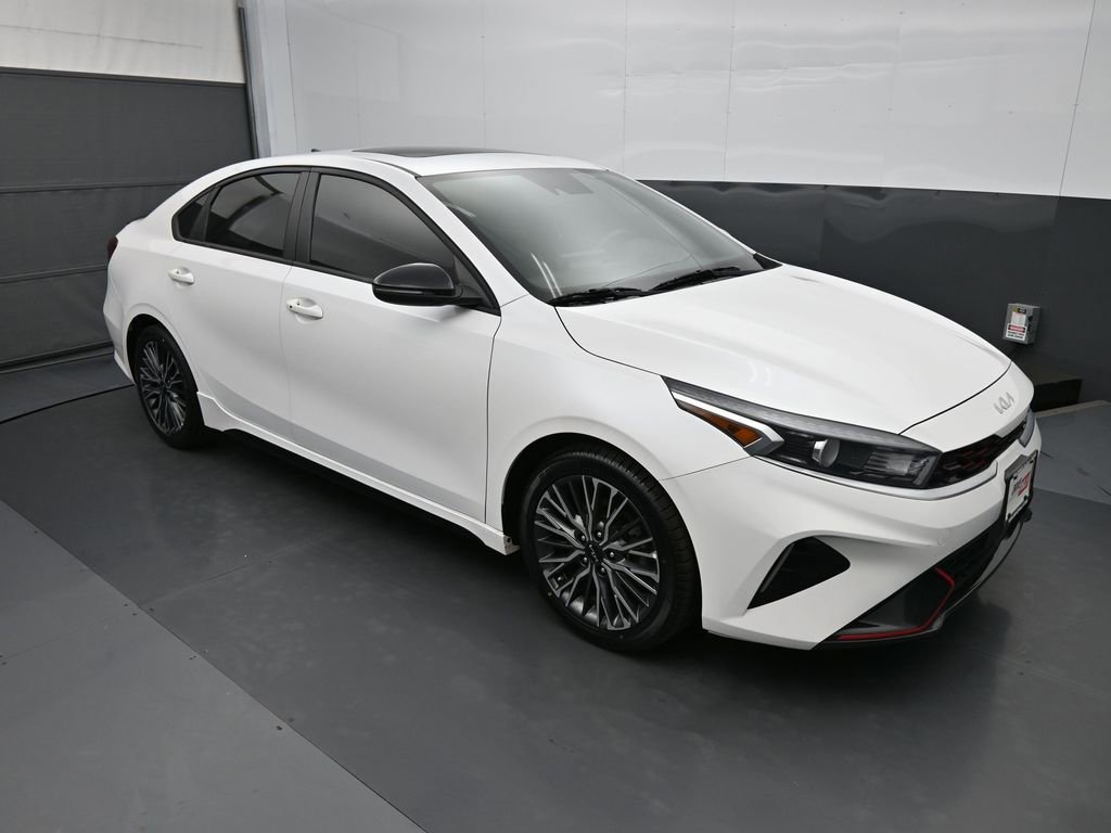 Used 2022 Kia Forte GT-Line w/ GT-Line Premium Package FWD image 1