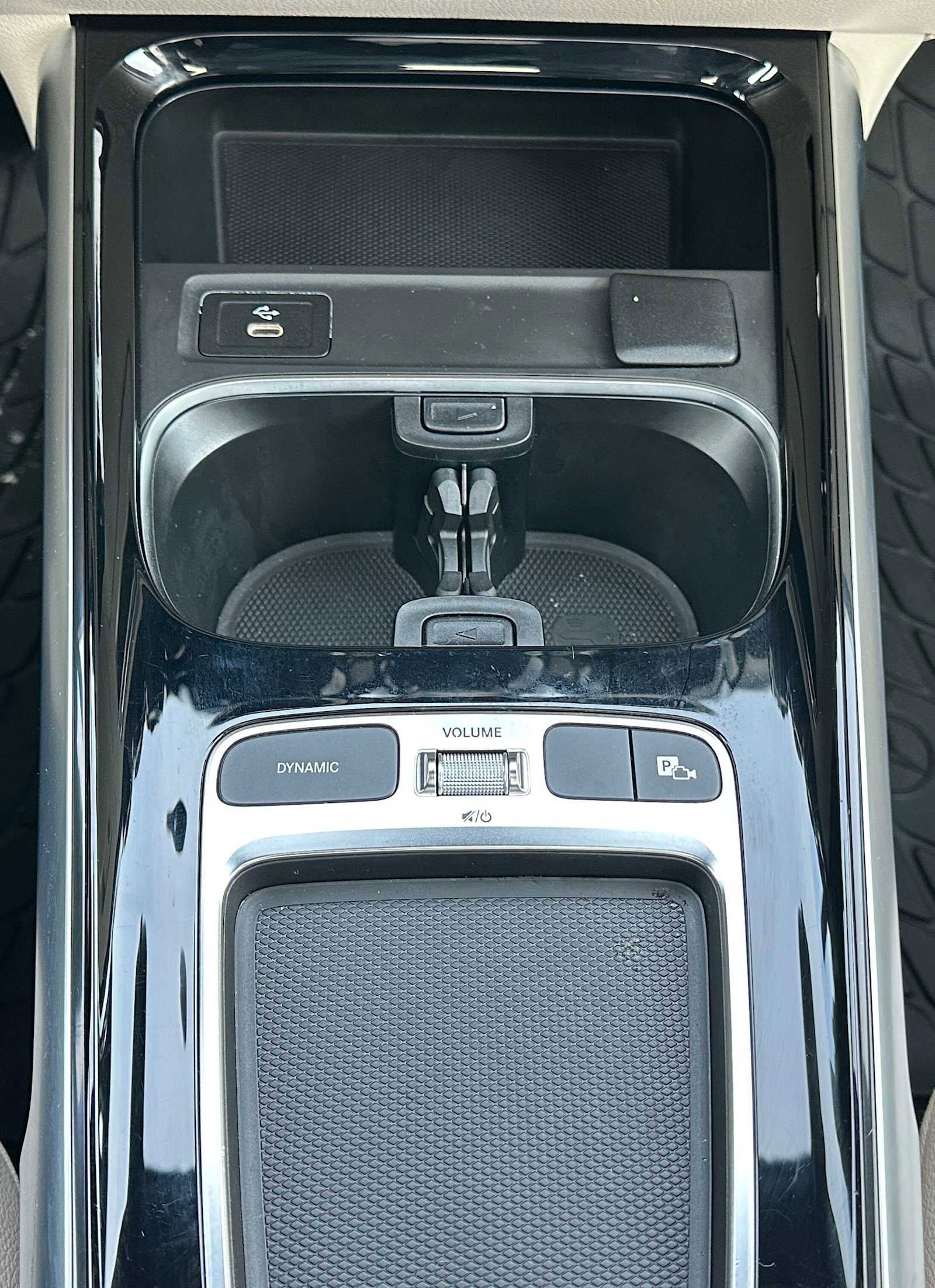 Used 2026 Mercedes-Benz GLB 250 4MATIC image 31