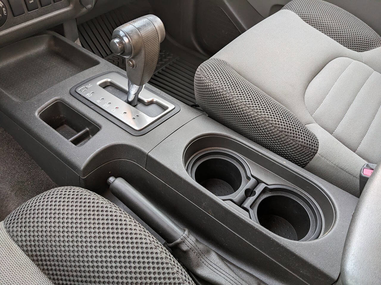 Used 2005 Nissan Xterra SE image 14