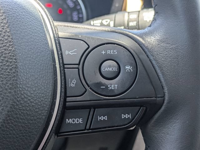 Used 2022 Toyota RAV4 XLE Premium FWD image 25