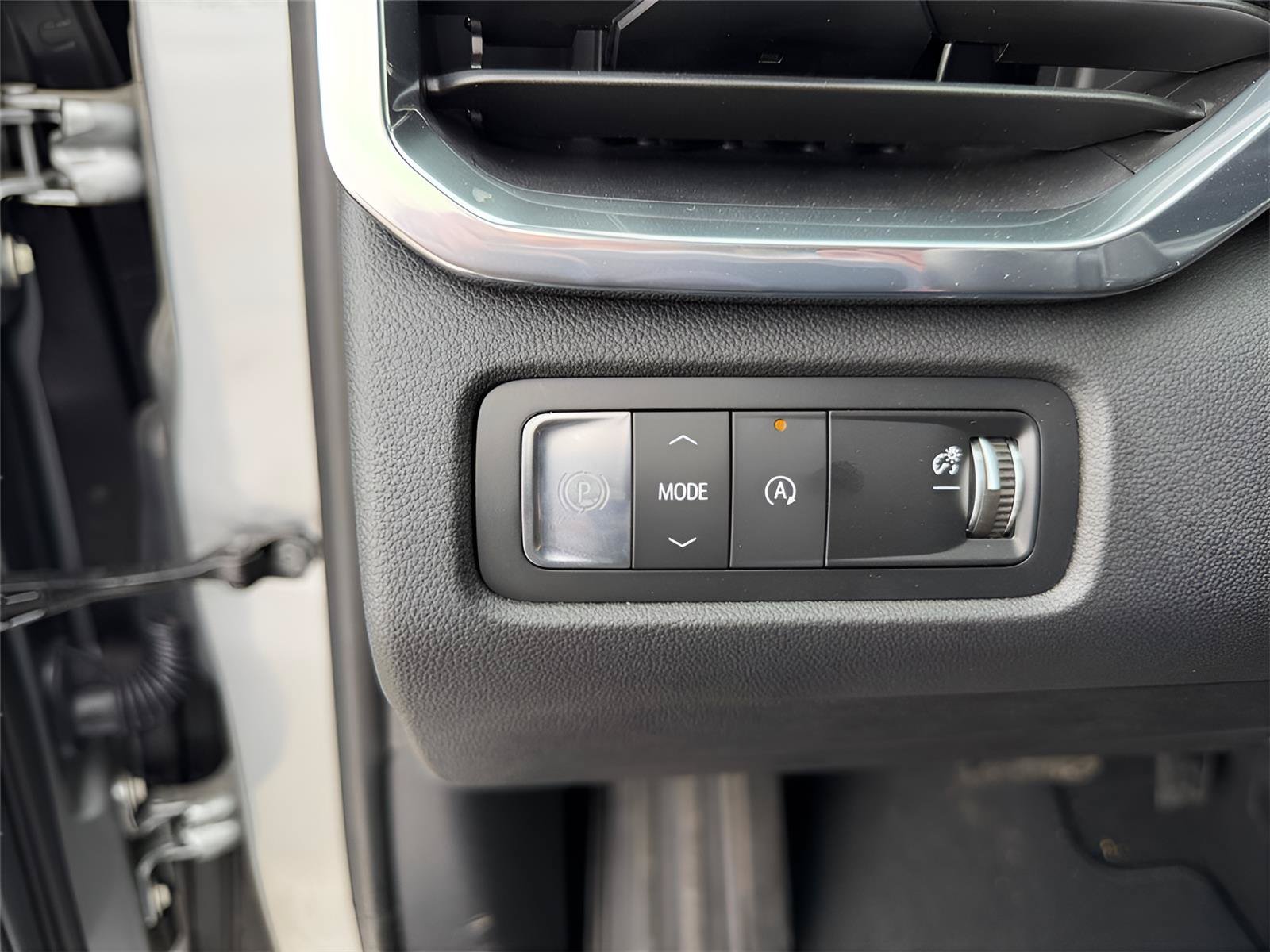 New 2025 GMC Acadia Elevation FWD image 27