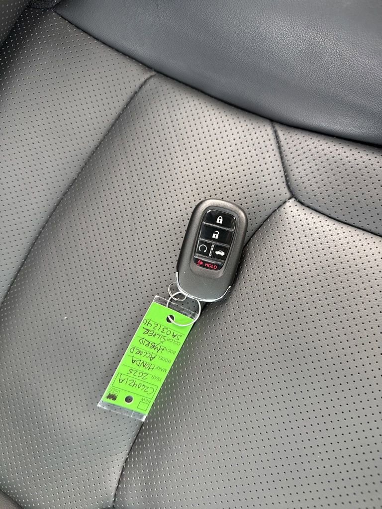 Used 2025 Honda Accord Touring image 52