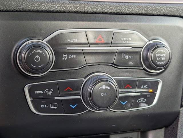 Used 2023 Dodge Charger SXT RWD image 17