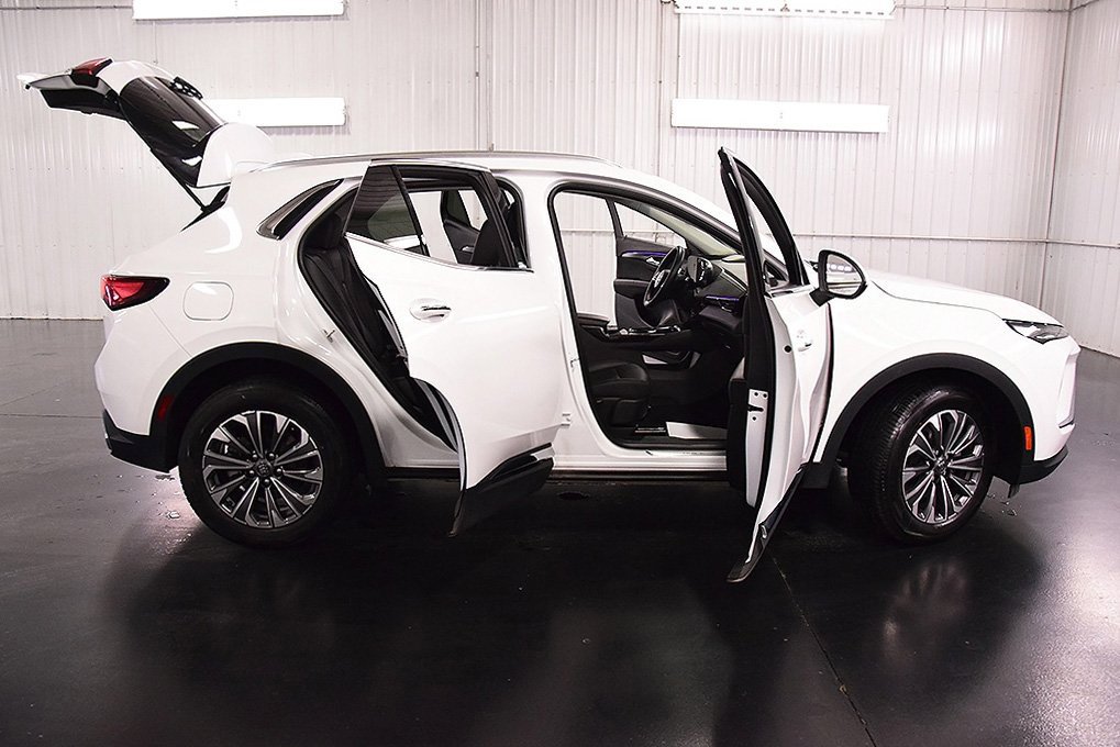 Used 2024 Buick Envision Preferred image 33